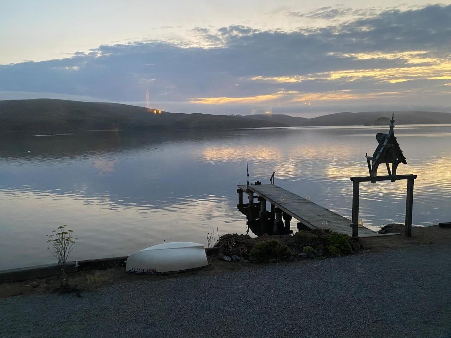Carriage House Waterfront On Tomales Bay With Dock Hotel Marshall Ngoại thất bức ảnh
